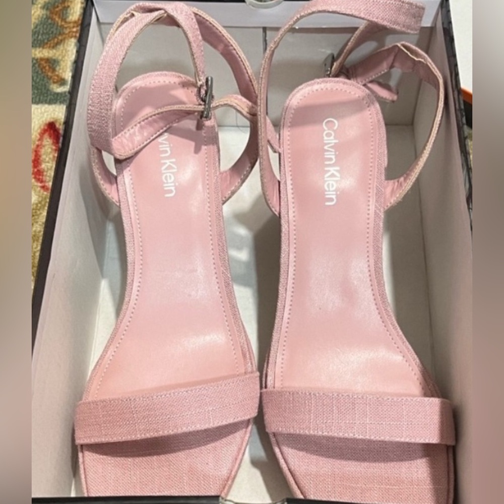 Like New Calvin Klein Suede Dark Pink High Heels Style KCLALAH2. - Picture 8 of 17